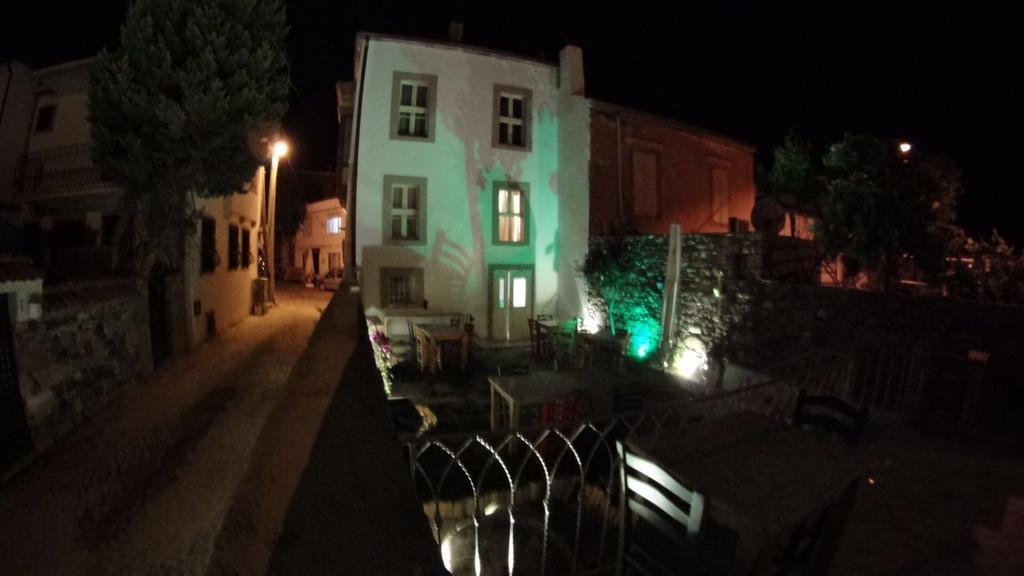 Cundada Hotel Ayvalik Exterior photo